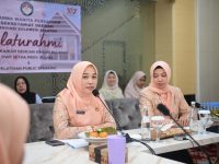 Penjabat Ketua Dharma Wanita Persatuan (DWP) Sulawesi Selatan, Andi Hikmawati Winarno, menekankan pentingnya kolaborasi untuk menjaga kekompakan organisasi.
