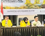 Calon Ketua Ikatan Alumni Universitas Indonesia (ILUNI UI) Sulawesi Selatan, Fauziah Zulftri, S.Psi., M.M., PCC, atau akrab disapa Ochy, menawarkan konsep kepemimpinan berbasis empati, profesionalisme, kolaborasi, dan integritas dalam pemaparan visi dan misi Musyawarah Wilayah (Muswil) I ILUNI UI Sulawesi Selatan di Hotel Ramedo, Makassar, Selasa (13/10/2026).