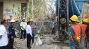 Wali Kota Parepare, Tasming Hamid, meninjau hasil pengerjaan pembangunan infrastruktur jalan serta memantau sejumlah proyek sanitasi di wilayah Kota Parepare.