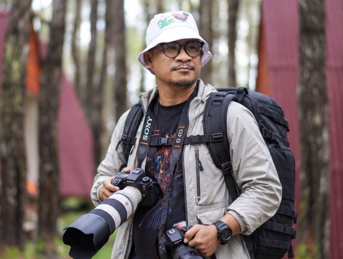 Setiap musim kemarau, asap dari hutan dan lahan gambut yang terbakar menyelimuti Sumatra dan Kalimantan, bahkan melintasi batas Provinsi lainnya. Pemberitaan biasanya berputar pada jumlah titik panas, luas lahan terbakar, dan upaya pemadaman. Kebakaran lalu dipahami sebagai bencana alam yang diperparah kelalaian atau kejahatan individu.