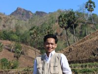 Gelar Lontara Project, PB-HPMT Jawab Tantangan Daerah, Bedah Paradoks Ekonomi di Hulu dan Hilir Jeneponto 26 Pengurus Besar Himpunan Pelajar Mahasiswa Turatea (PB-HPMT) Periode 2026-2028 menginisiasi gerakan pengabdian berbasis riset bertajuk Lontara Project PB-HPMT.