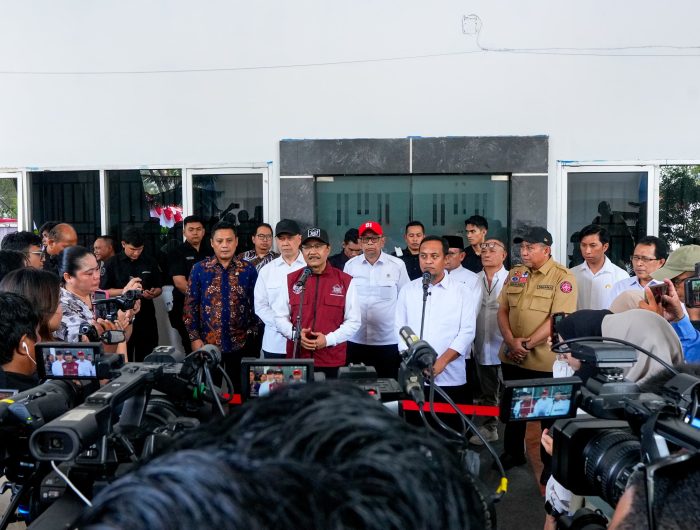 Menteri Sosial RI Saifullah Yusuf mengapresiasi penyelenggaraan Program Sekolah Rakyat di Sulawesi Selatan. Apresiasi tersebut disampaikan saat Peringatan Satu Tahun Sekolah Rakyat dan Sumpah Pemuda bertema “Satu Indonesia, Sejuta Cita-cita” di GOR Sudiang, Makassar, Rabu (28/10/2026).