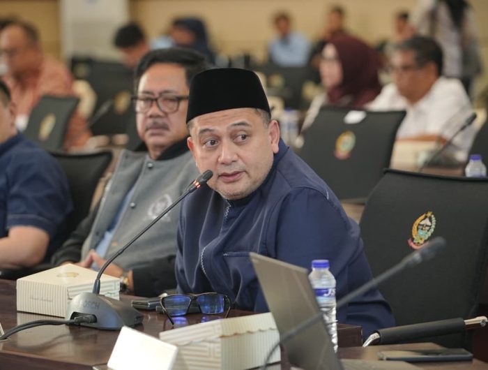 Wali Kota Appi Perjuangkan Aspirasi Warga Makassar ke Komisi VII DPR RI 13 d61a358a 9ea9 4aa1 9074 609e32daa856