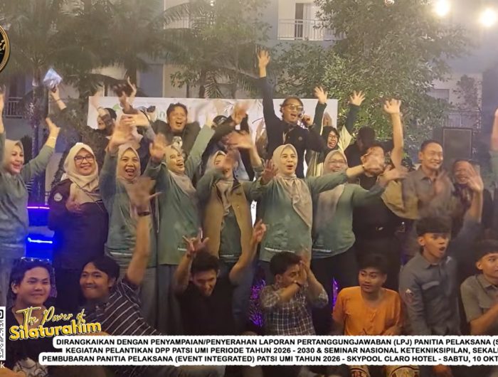 Intip Kemeriahan Malam Pembubaran Panitia PATSI UMI: Dari LPJ Transparan Hingga Bernyanyi Bersama 13 e004d5e4 a9c8 4984 90b3 d6eff62fb6c7
